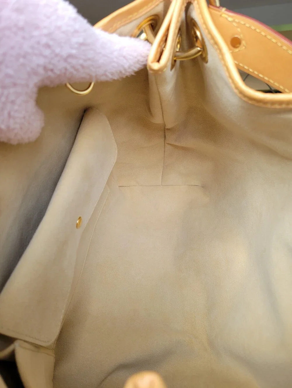 Louis Vuitton buy confidence